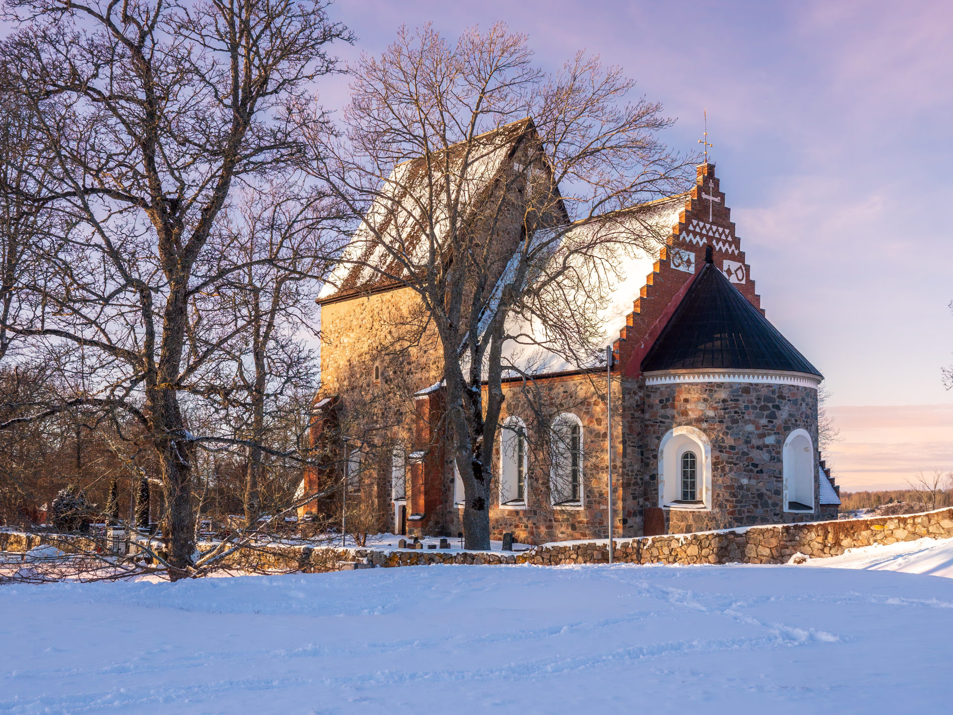 Gamla Uppsala kyrka: katedralens uppgång och fall
